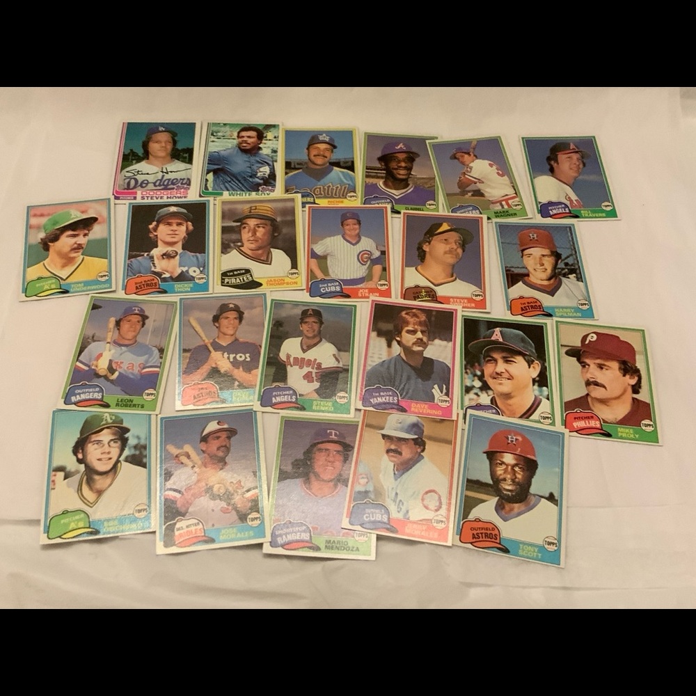 Bundle of Baseball Cards Lot 144